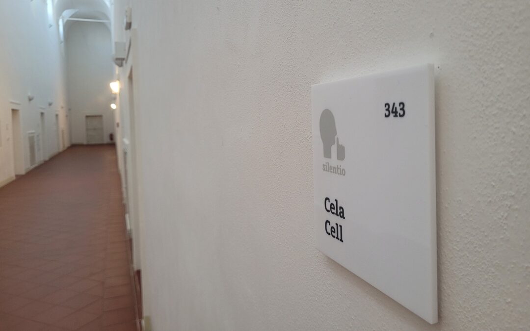 Realitní zamyšlení z cely č. 343: Klášterní útočiště pro nový začátek